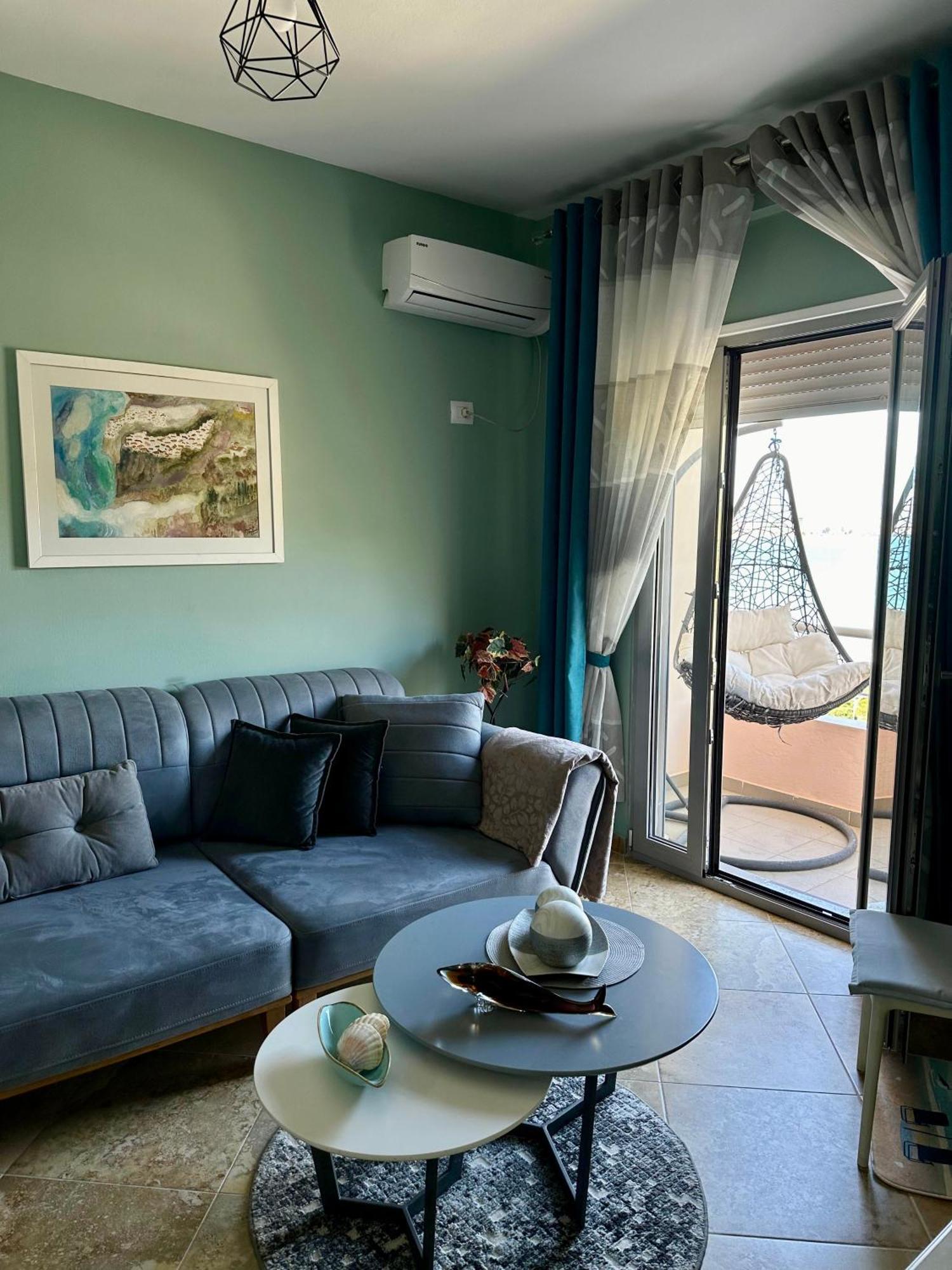 Beach Front Apartment Vlore Exterior photo