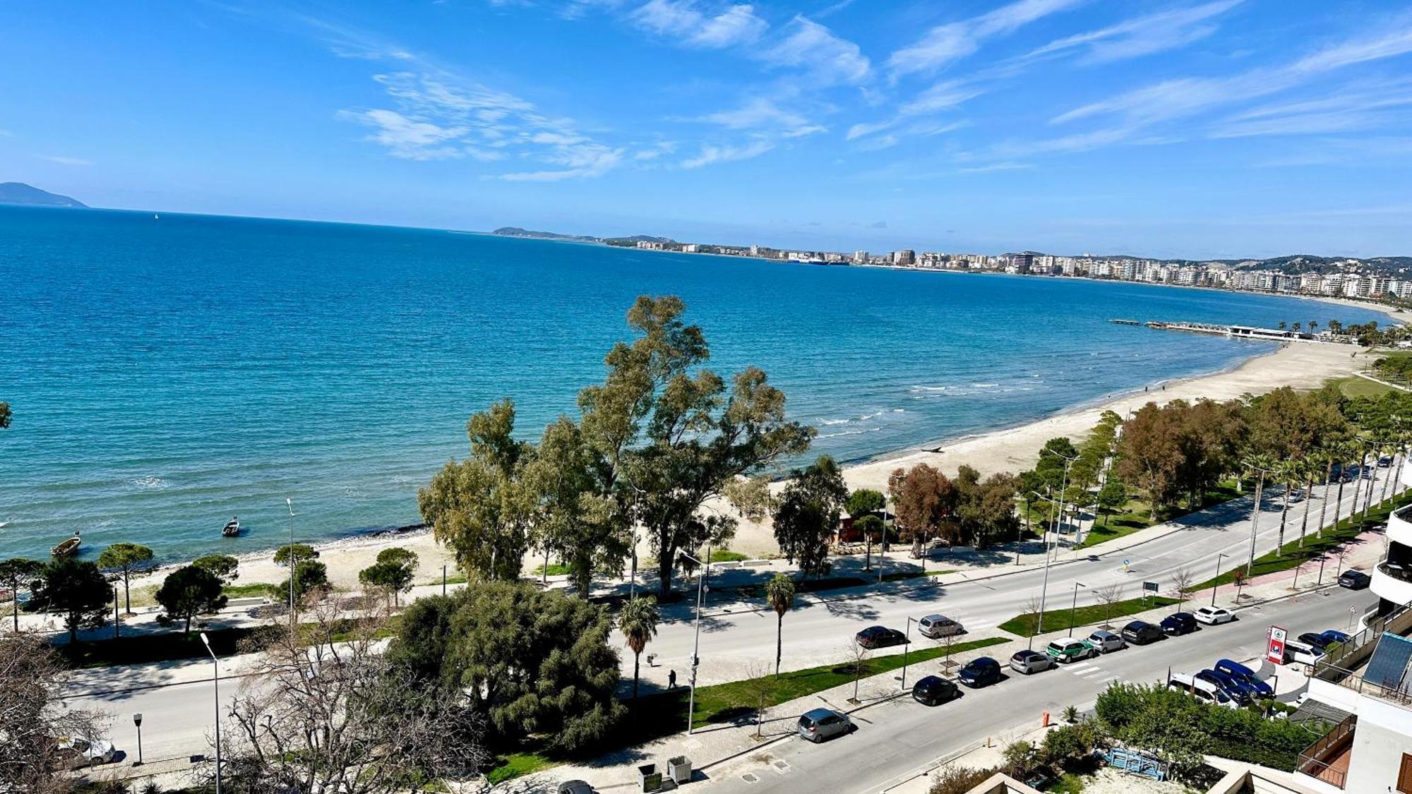 Beach Front Apartment Vlore Exterior photo