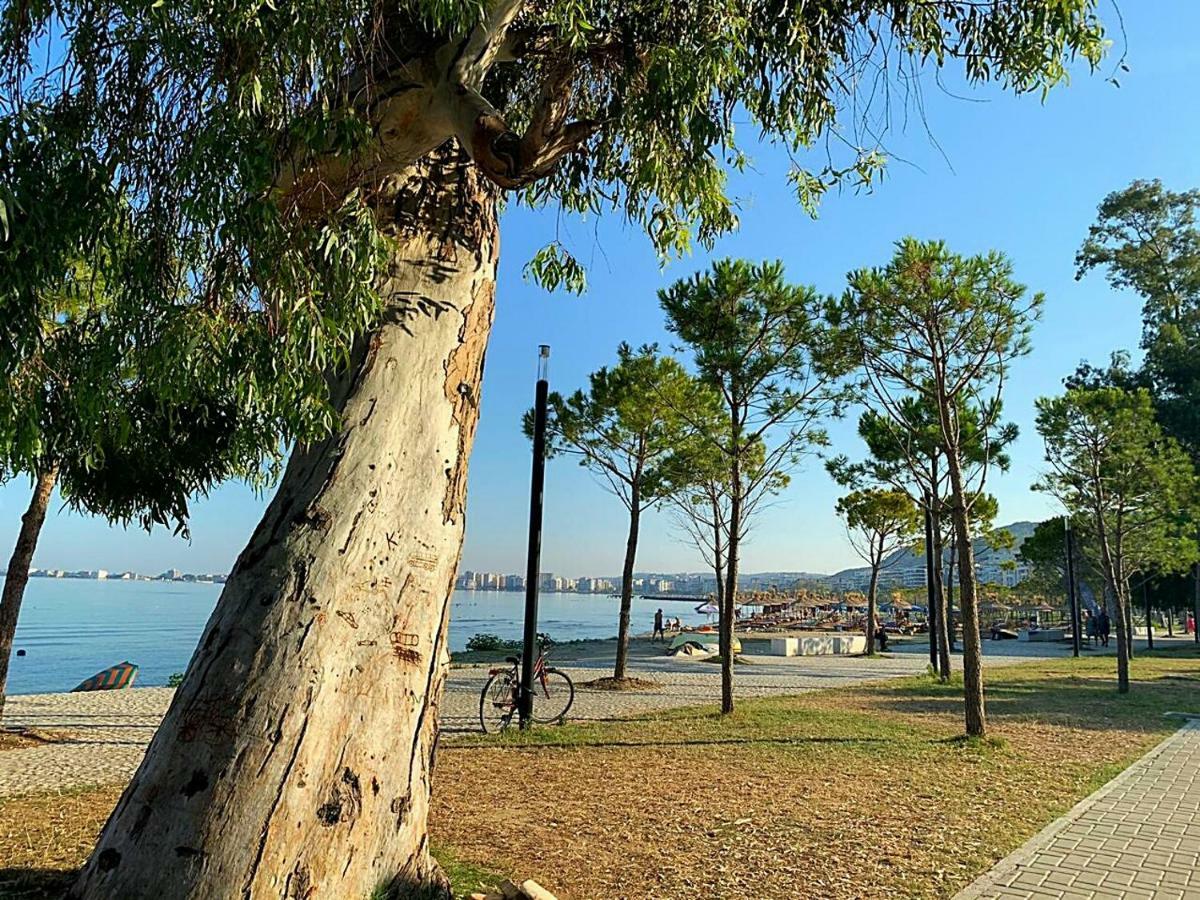Beach Front Apartment Vlore Exterior photo